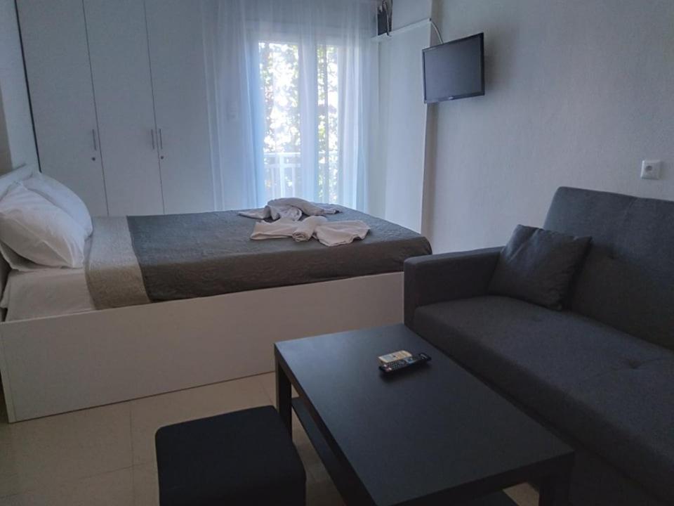 Appartement Little Beauty - Happyhostgr - In Platamonas Extérieur photo
