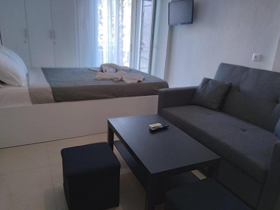 Appartement Little Beauty - Happyhostgr - In Platamonas Extérieur photo